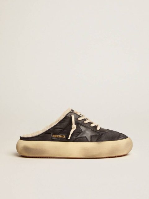 Black Space-Star Men Golden Goose Men's Space-Star Sabot Shoes In Quilted Black Nylon With Shearling Lining
