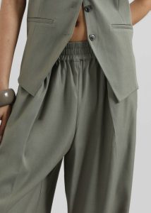 Bottoms The Frankie Shop Green Women Samsøe Samsøe Julia Trousers - Vetiver - Image 4