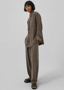 Bottoms Women The Frankie Shop Green Meilen Pintuck Trousers - Olive - Image 4