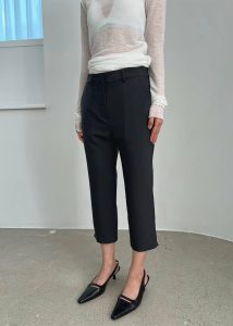 Emersyn Capri Pants - Black Bottoms Black The Frankie Shop Women
