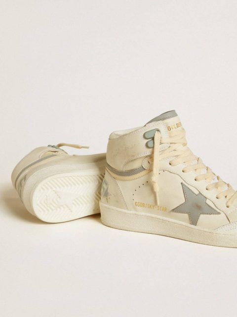 Golden Goose Women's Sky-Star In Leather With Light Blue Leather Star And White Heel Tab White Sky-Star Women - Image 4