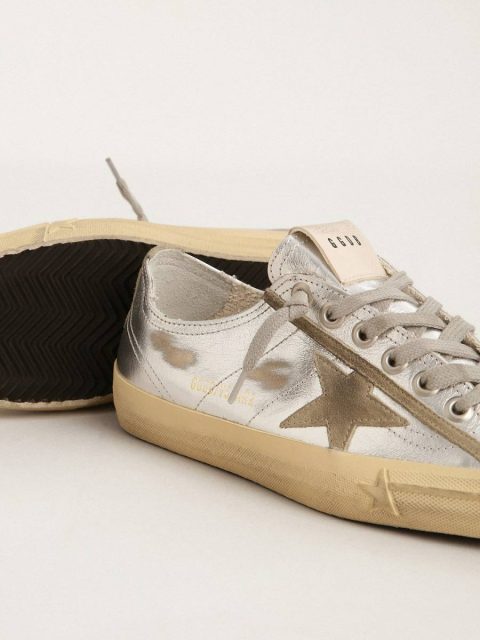 Golden Goose Women's V-Star Ltd In Silver Laminated Leather Women V-Star - Image 4