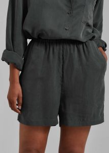 Haneul Shorts - Charcoal Grey Women The Frankie Shop Bottoms - Image 4