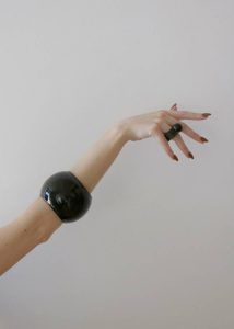 Jewelry Arc Objects Exclamation Bangle - Opaque Black The Frankie Shop Women Black - Image 3