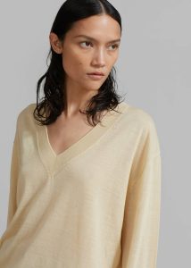 Juro V-Neck Knit - Butter Knitwear The Frankie Shop Beige Women - Image 5