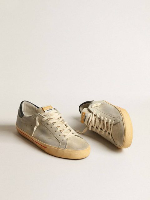 Men Super-Star Golden Goose Super-Star In Gray Nubuck With Perforated Star And Blue Heel Tab - Image 2
