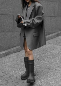 Outerwear Women Grey Dee Maxi Oversized Blazer - Charcoal The Frankie Shop - Image 4