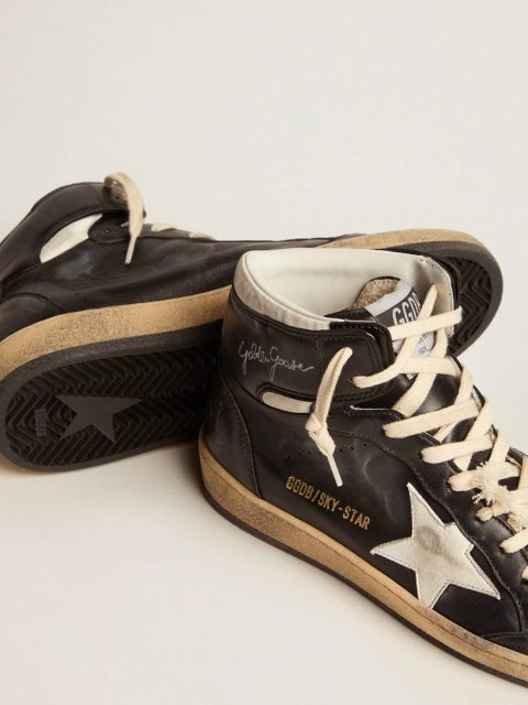 Sky-Star Women Golden Goose Women's Sky-Star In Black Nappa With White Star - Image 4