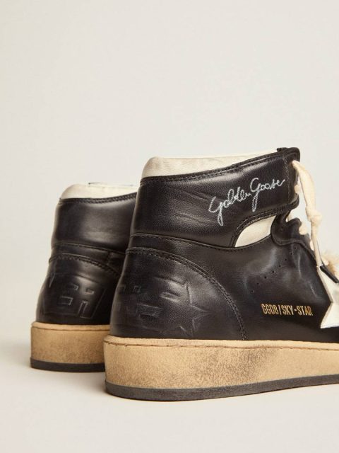 Sky-Star Women Golden Goose Women's Sky-Star In Black Nappa With White Star - Image 5