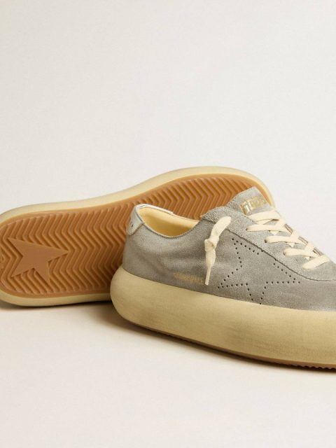 Space-Star Women Golden Goose Women's Space-Star Shoes In Ice-Gray Suede With Perforated Star - Image 4