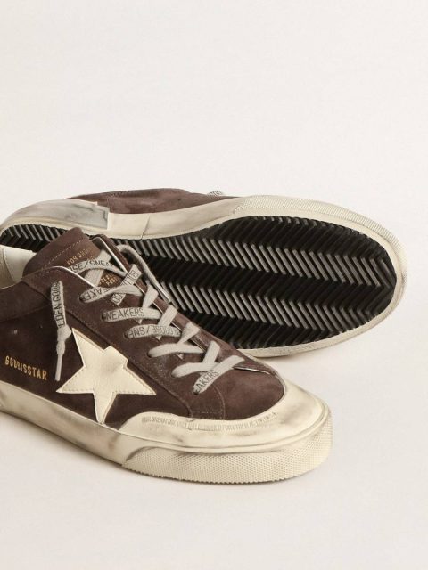 Super-Star Golden Goose Men Super-Star In Gray Suede With Ecru Nappa Star And Heel Tab - Image 3