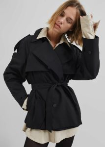 The Frankie Shop Outerwear Black Arlington Short Trench - Black Women - Image 4