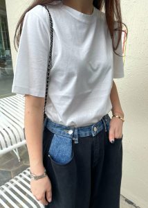 The Frankie Shop Women Bottoms Hayla Contrast Denim Pants - Black/Blue Black - Image 2