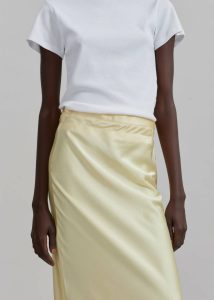 The Frankie Shop Women Yellow Siovhan Satin Skirt - Yellow Bottoms - Image 4