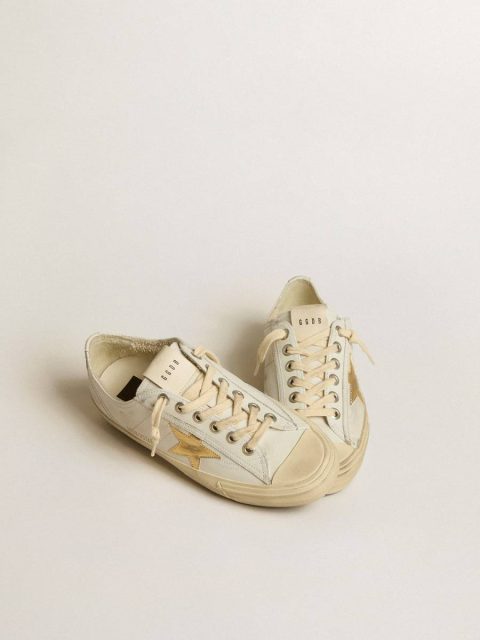 V-Star Women V-Star In White Leather With Gold Metallic Leather Star Golden Goose White - Image 2
